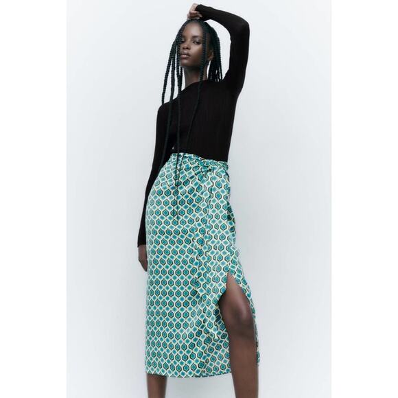 NWT ZARA GEOMETRIC PRINT MIDI SKIRT - Picture 2 of 16